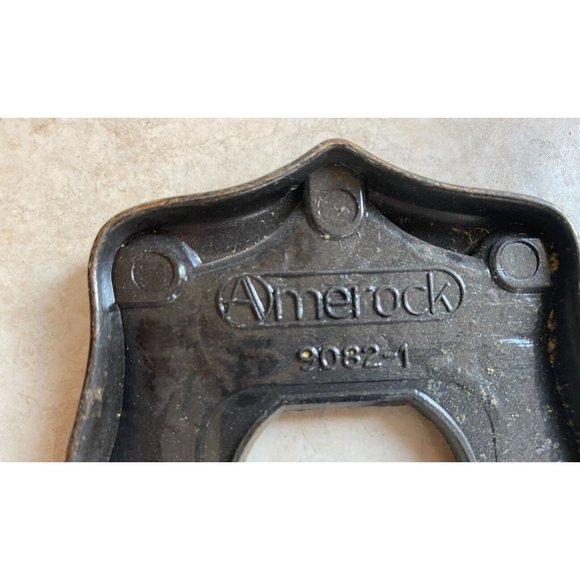 Vintage Brass Amerock Carriage House Outlet Plate Cover - Picture 4 of 4